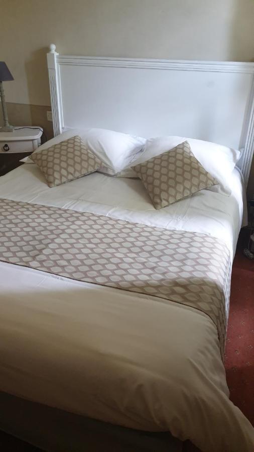 Demeures Et Chateaux Hotel L'Hermitage Pernes-les-Fontaines Bagian luar foto