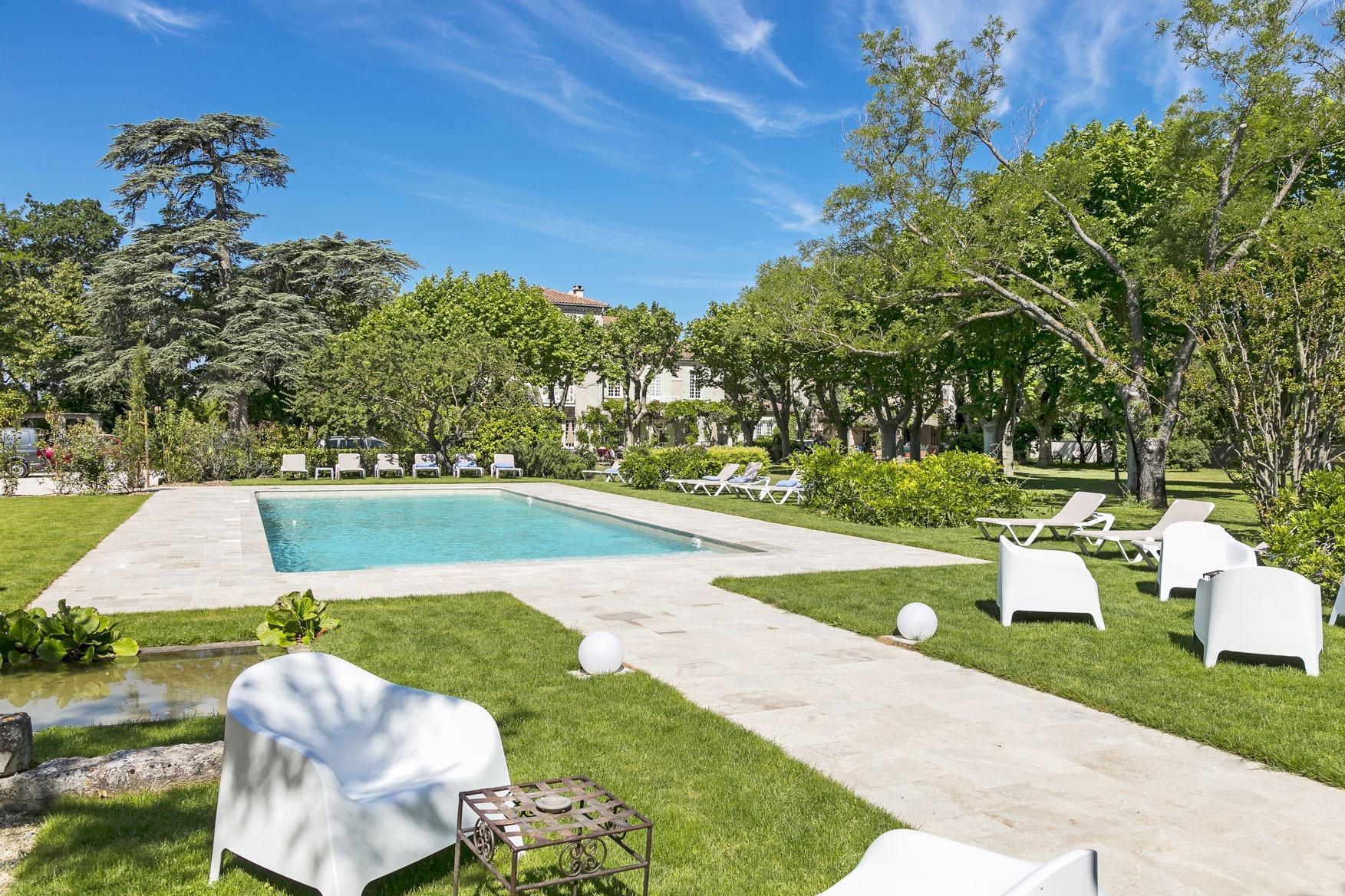 Demeures Et Chateaux Hotel L'Hermitage Pernes-les-Fontaines Bagian luar foto
