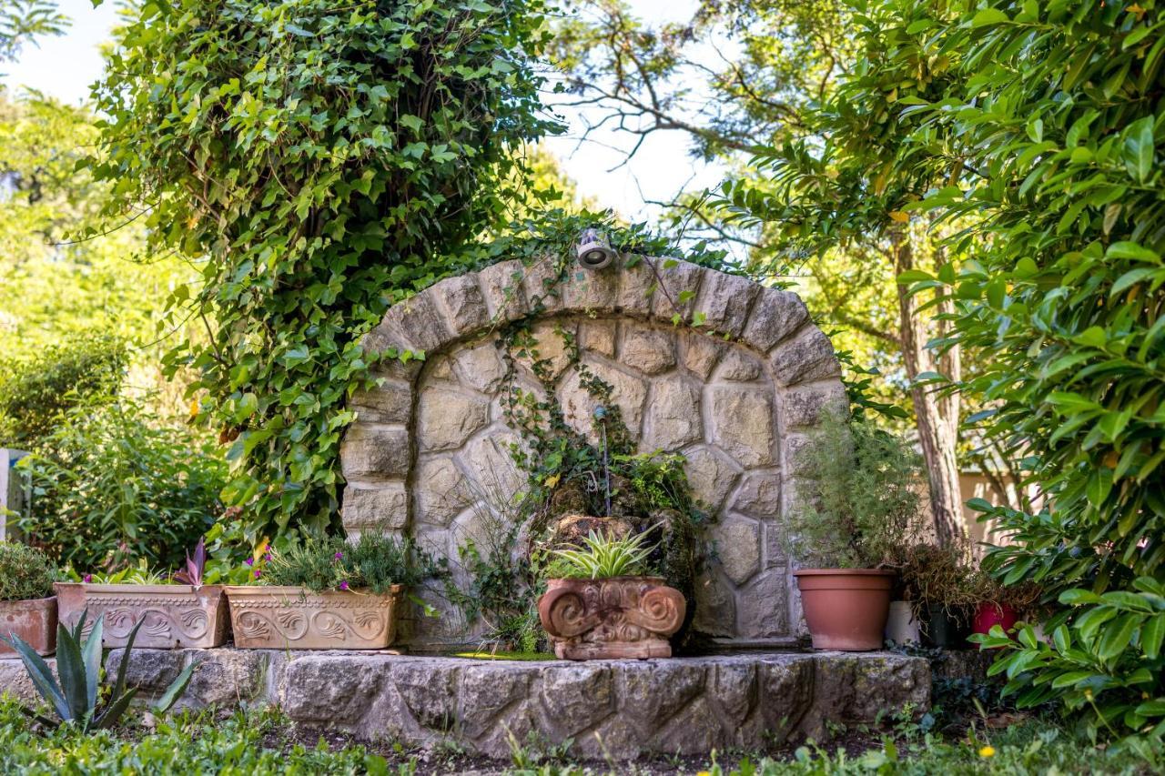 Demeures Et Chateaux Hotel L'Hermitage Pernes-les-Fontaines Bagian luar foto