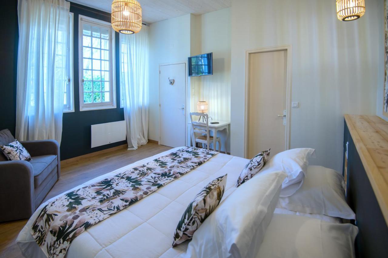 Demeures Et Chateaux Hotel L'Hermitage Pernes-les-Fontaines Bagian luar foto